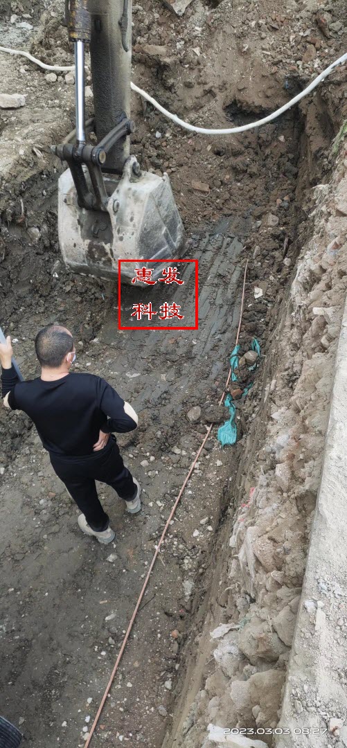 小于0.5Ω接地网沟体开挖